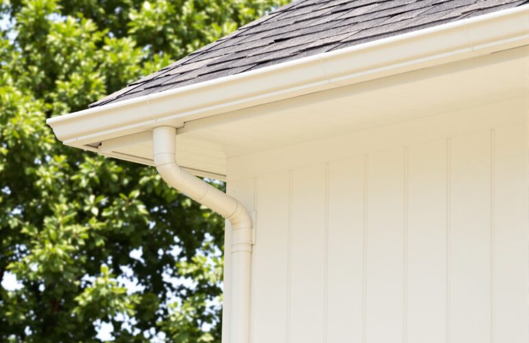 The Lifespan of a Seamless Rain Gutter